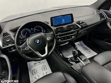 BMW X3 xDrive25d AT xLine