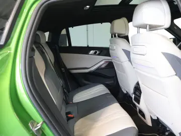 BMW X6 M60i DAP H K HUD GESTIK SOFT PANO SKY AHK 22