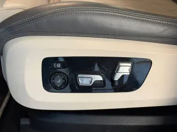 BMW X6 xDrive 40i M Sport LUFTF B W STHZ MASSA