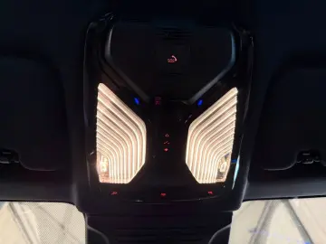 BMW X6 xDrive 40i M Sport LUFTF B W STHZ MASSA