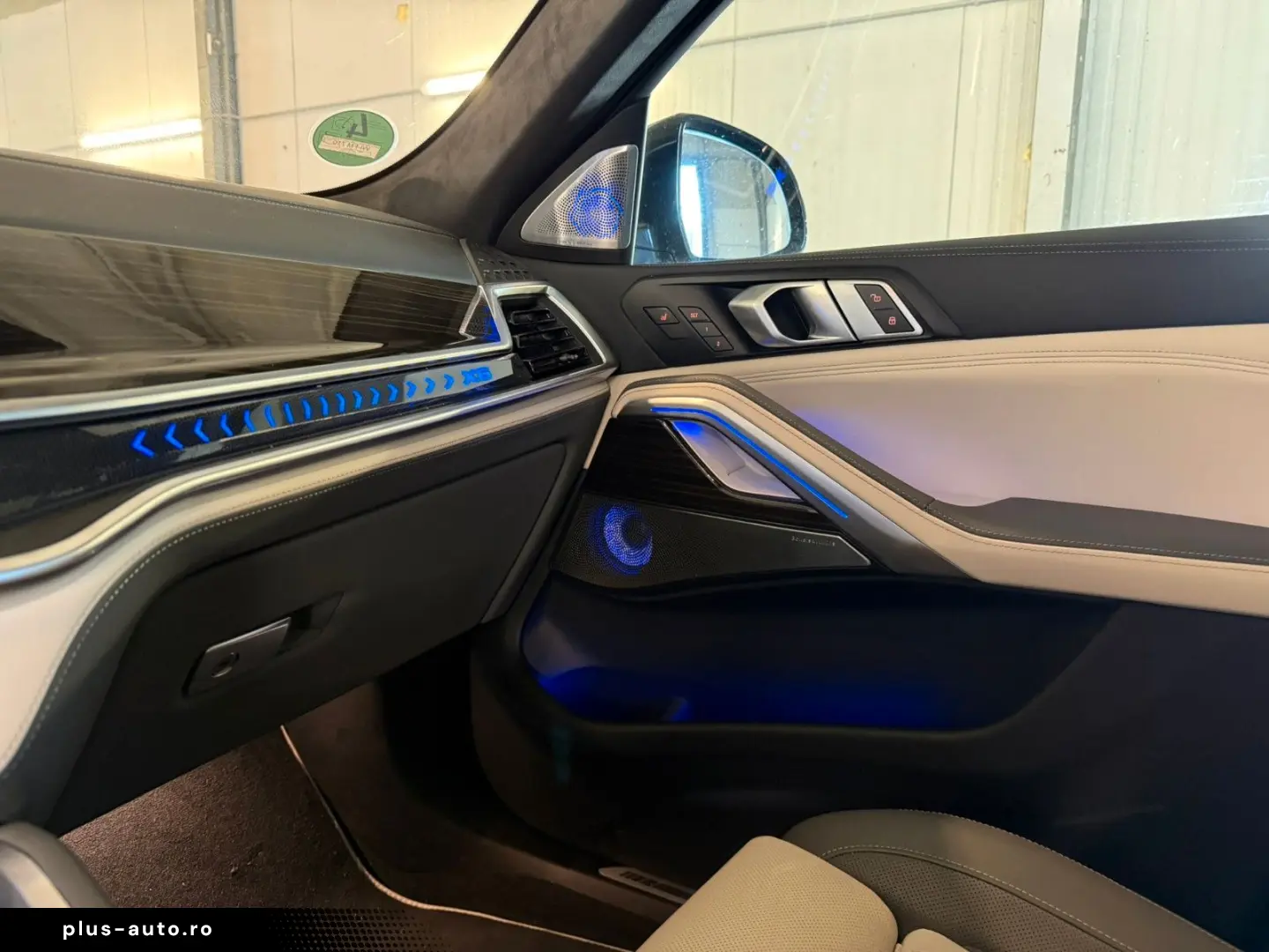 BMW X6 xDrive 40i M Sport LUFTF B W STHZ MASSA