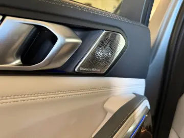 BMW X6 xDrive 40i M Sport LUFTF B W STHZ MASSA