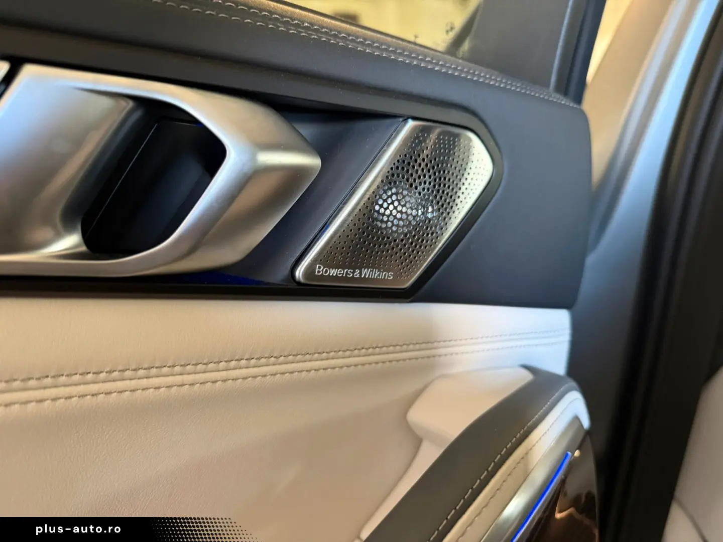 BMW X6 xDrive 40i M Sport LUFTF B W STHZ MASSA