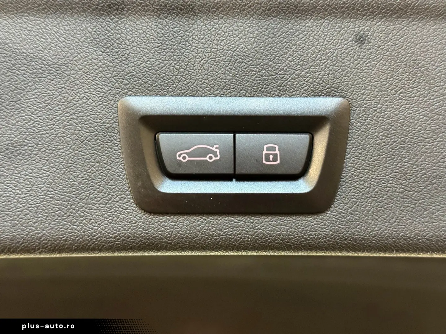 BMW X6 xDrive 40i M Sport LUFTF B W STHZ MASSA