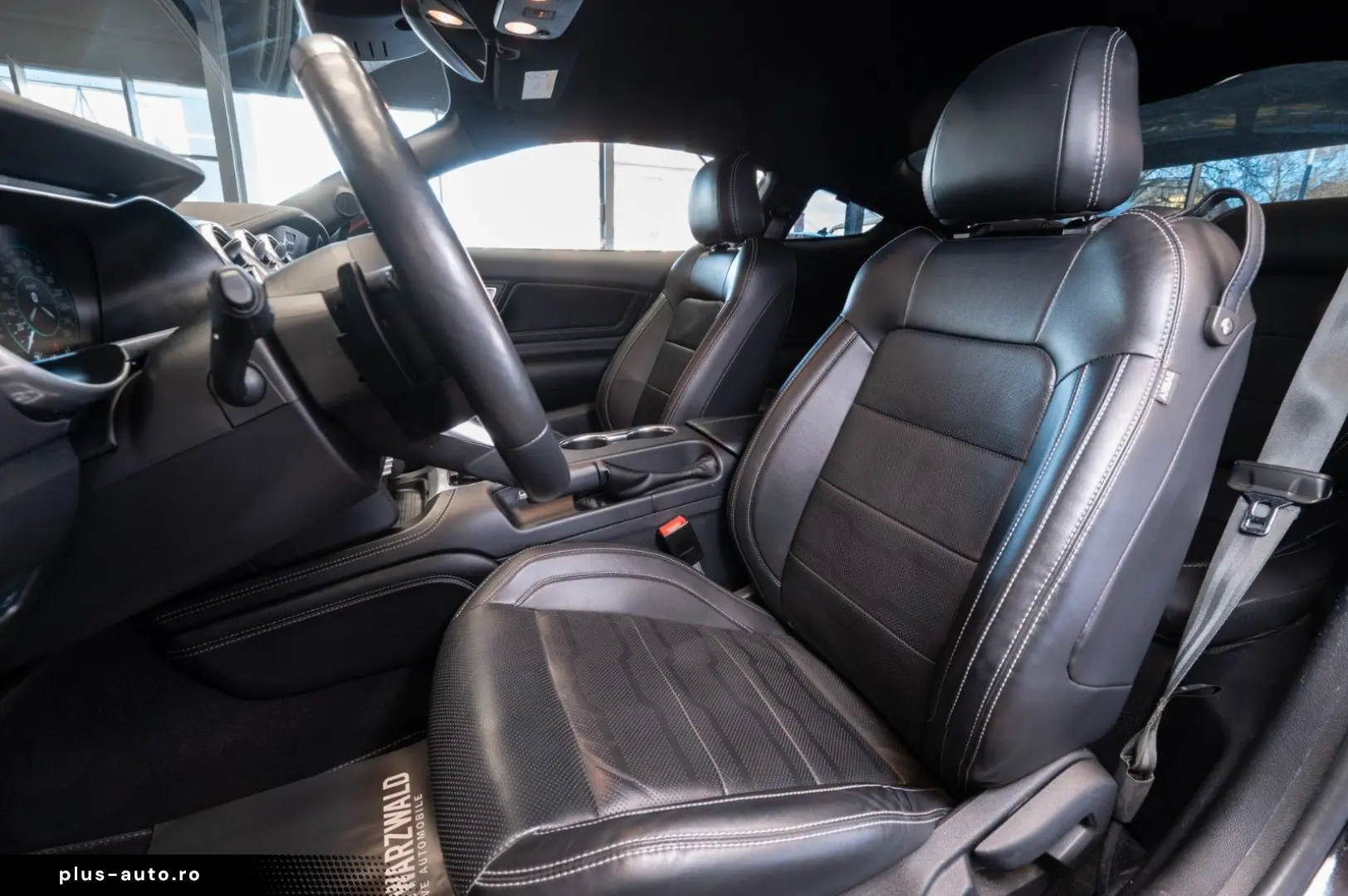 FORD Mustang GT 5.0 V8 Coupe B&O NAVI LEDER 1.HD