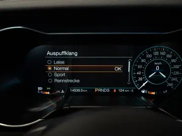 FORD Mustang GT 5.0 V8 Coupe B&O NAVI LEDER 1.HD