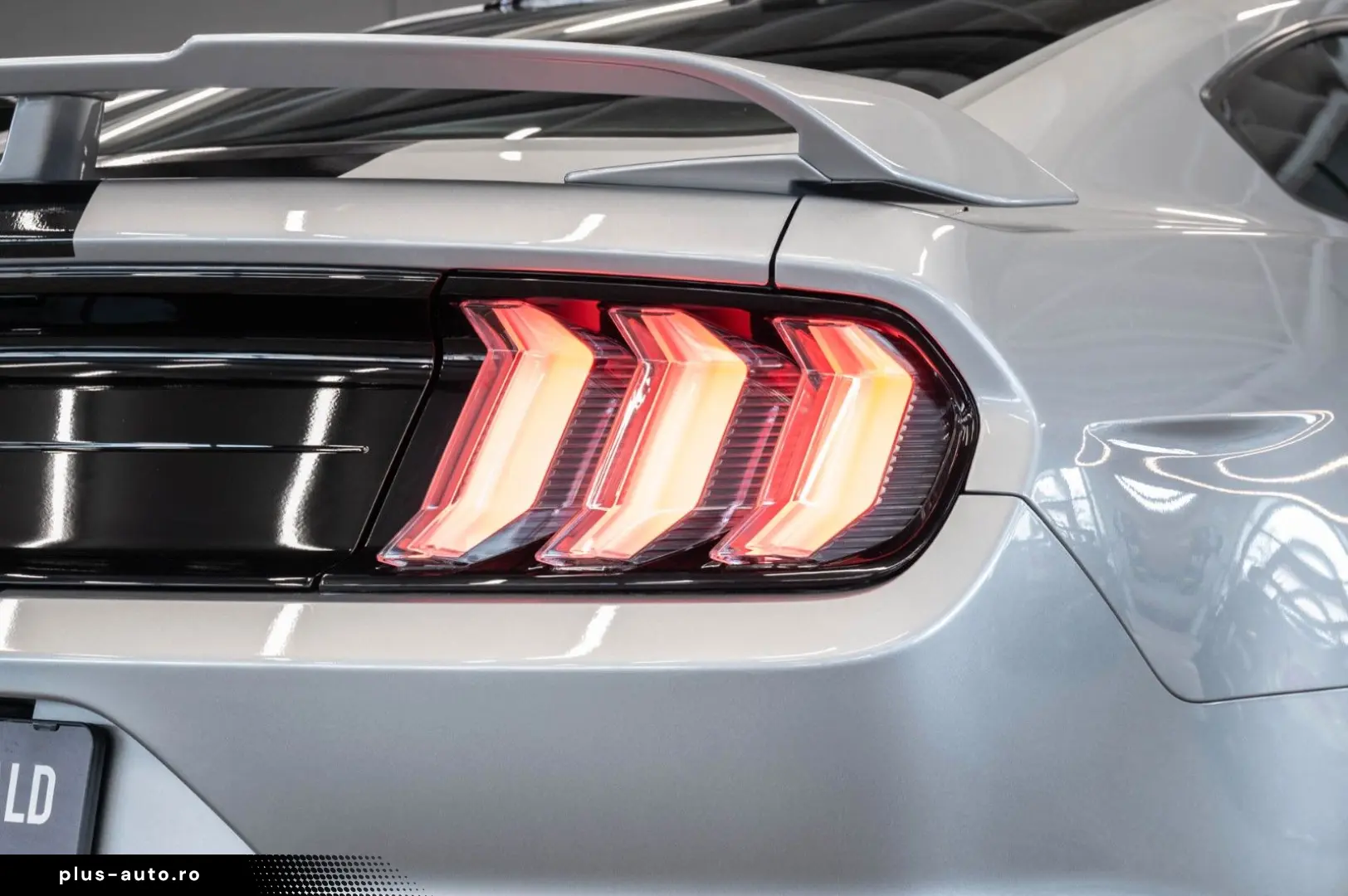 FORD Ford Mustang GT 5.0 V8 MAGNE-RIDE B&O 1.HAND