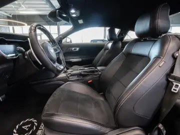 FORD Ford Mustang GT 5.0 V8 MAGNE-RIDE B&O 1.HAND