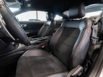 FORD Ford Mustang GT 5.0 V8 MAGNE-RIDE B&O 1.HAND