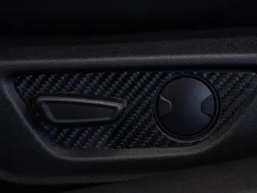 FORD Ford Mustang GT 5.0 V8 MAGNE-RIDE B&O 1.HAND