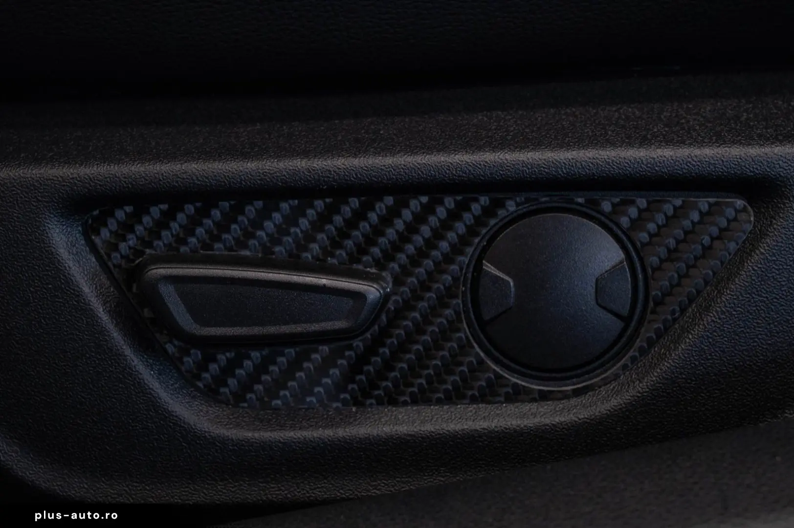 FORD Ford Mustang GT 5.0 V8 MAGNE-RIDE B&O 1.HAND