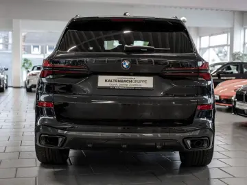 BMW X5 xDrive 30d M-Sport Pro FACEL. LED NAVI H K