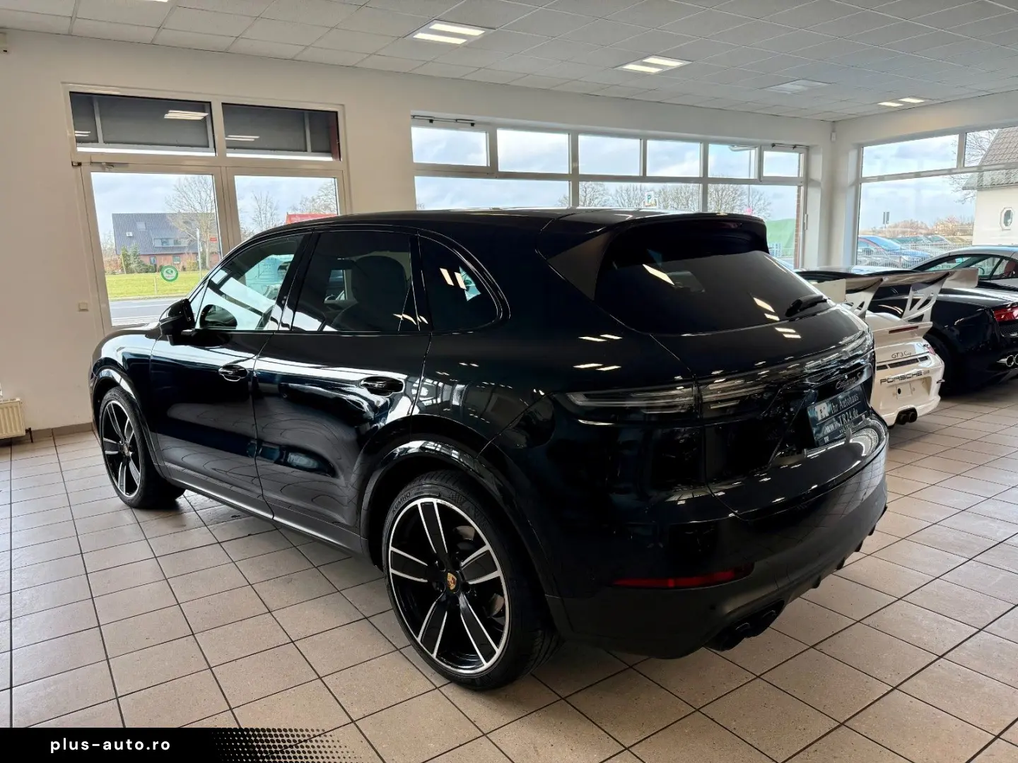 PORSCHE Cayenne S Platinum Edition ACC Luftfederung 22