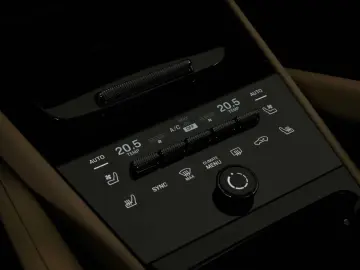 PORSCHE CAYENNE COUPE E-HYBRID PANO B-DISPLAY MASSAGE 21