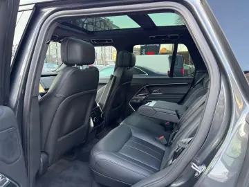 LAND ROVER Range Rover 3.0 D350 Pano 22 ALU AHK