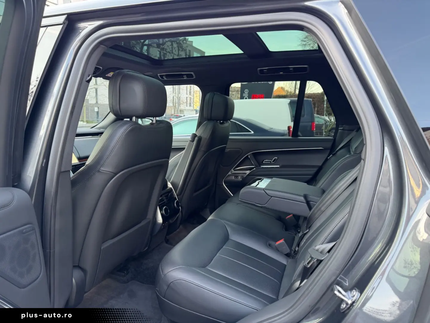 LAND ROVER Range Rover 3.0 D350 Pano 22 ALU AHK