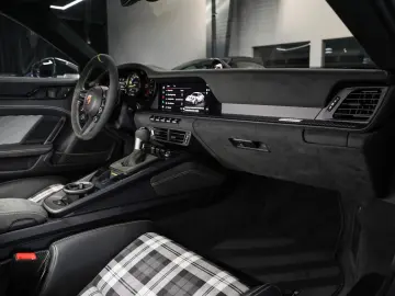 PORSCHE 992 GT3 RS Weissach Lift-PDLS-PCCB  APPROVED