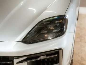 PORSCHE Cayenne Coupe E-Hybrid FACELIFT