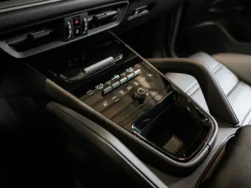 PORSCHE Cayenne Coupe E-Hybrid FACELIFT