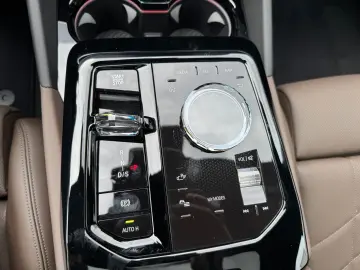 BMW 530 e xDrive M Sportpaket Pro Pano 360 Kam 20 Zo