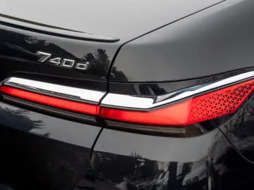 BMW 740d M SPORT.INDIVIDUAL.MASSAGE.SOFTCL.SKY.B&W.