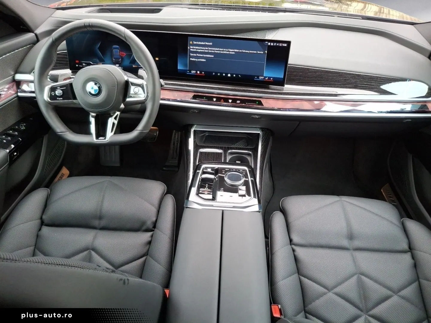 BMW 740d xDrive M SPORT Panorama Sky Lounge Driving