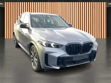 BMW X5 M60 i xDrive NP 143.000€