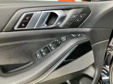 BMW X5 M60i xDrive HUD Pano DA  H K AHK STH PA Pro