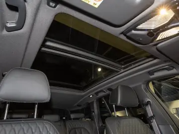 BMW X5 M60i xDrive Sportpaket Gestiksteuerung DAB