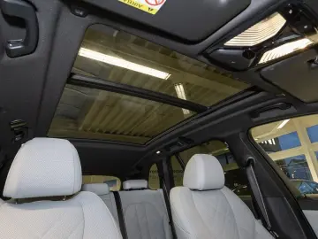 BMW X5 M60i xDrive Sportpaket Gestiksteuerung DAB