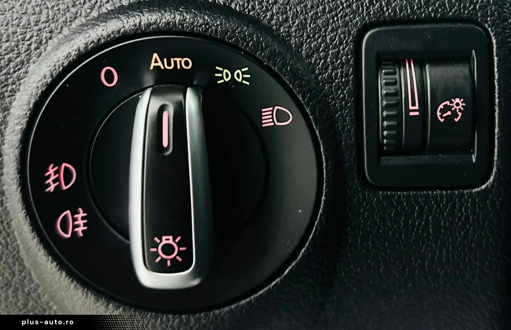 VOLKSWAGEN TIGUAN 2012 2.0D E5 Garantie 12 Luni Rate Avans 0