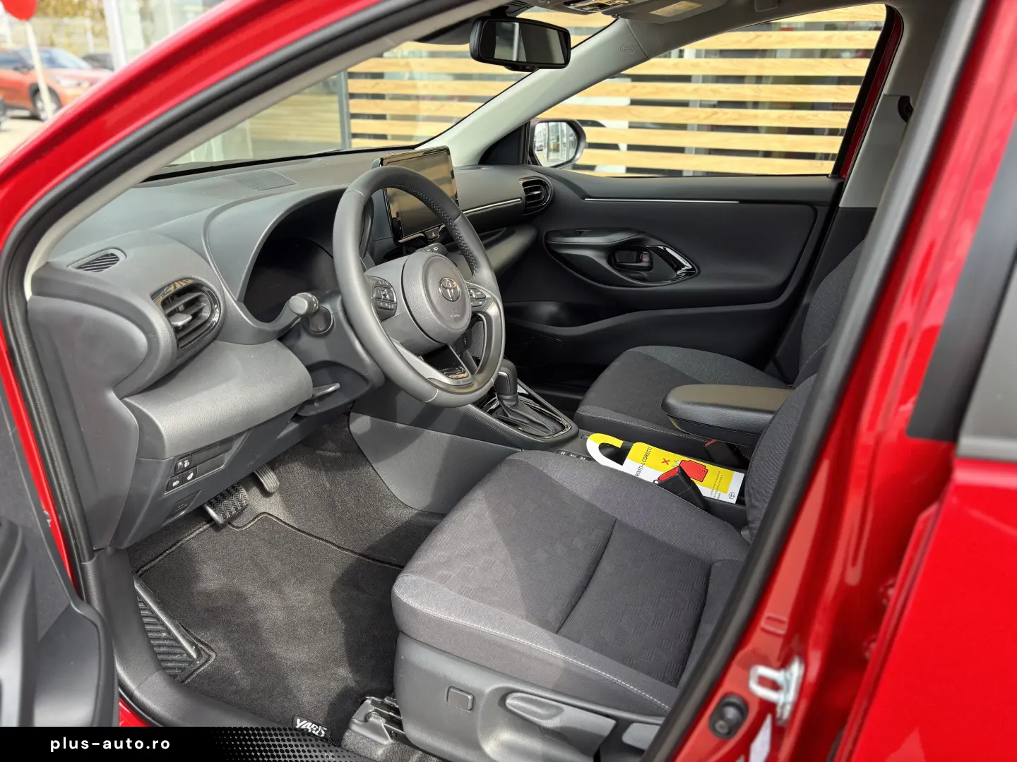 Yaris 1.5 HEV Busniess