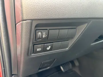 Yaris 1.5 HEV Busniess