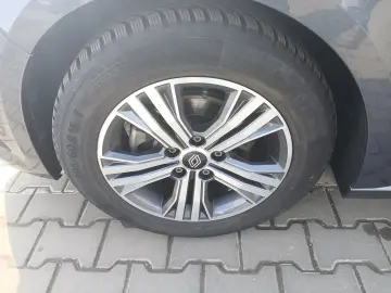 Renault  Megane Sedan Techno TCe 140 GPF