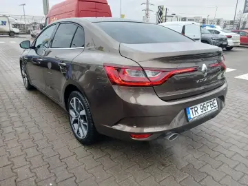 Renault Megane Sedan INTENS Energy TCe 130 CP EDC