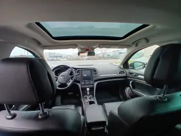 Renault Megane Sedan INTENS Energy TCe 130 CP EDC