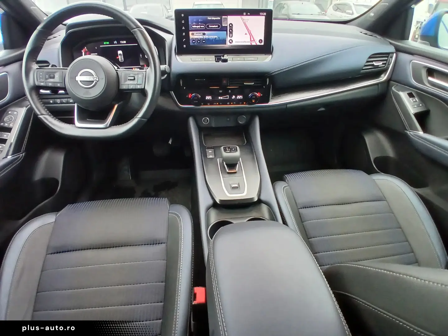 Nissan Qashqai TEKNA 1.3 l 156CP mild-hybrid 2WD