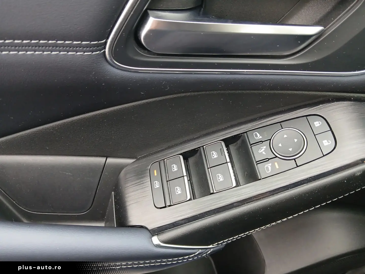 Nissan Qashqai TEKNA 1.3 l 156CP mild-hybrid 2WD