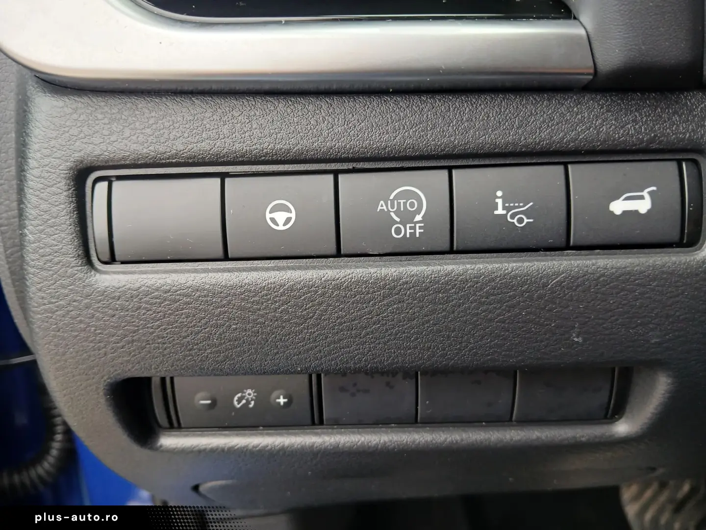 Nissan Qashqai TEKNA 1.3 l 156CP mild-hybrid 2WD