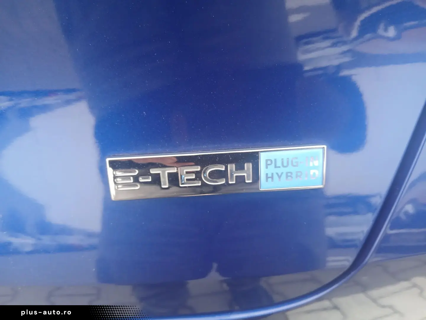 Renault Captur INTENS E-TECH Plug-in 160