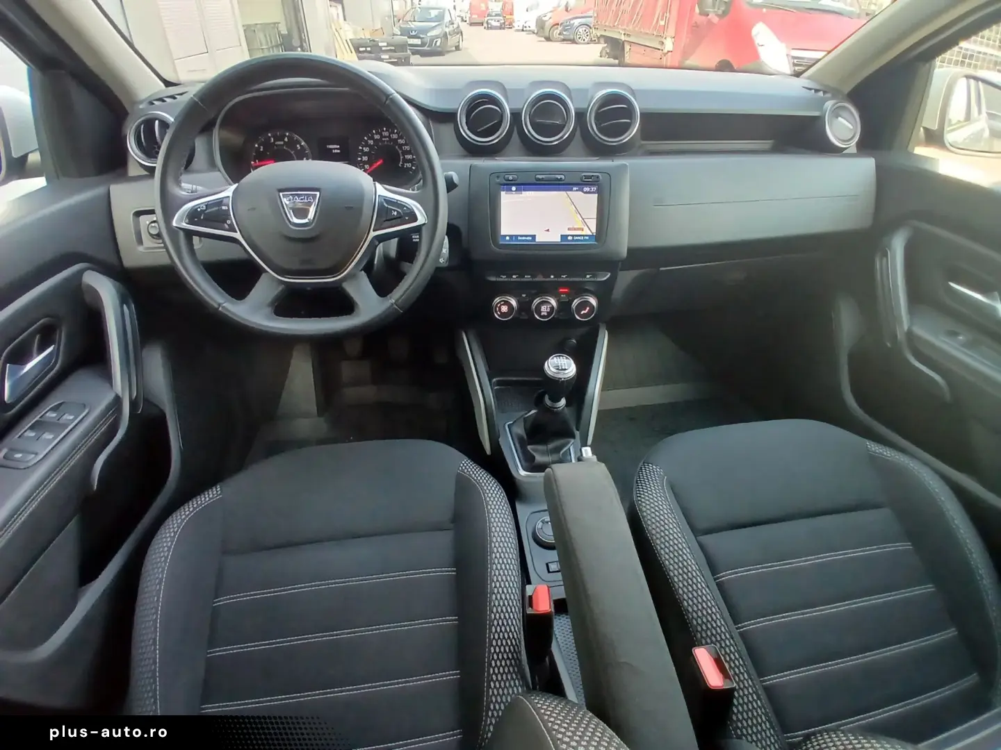 Dacia Duster Prestige 1.5 dCi 115 cp 4x4