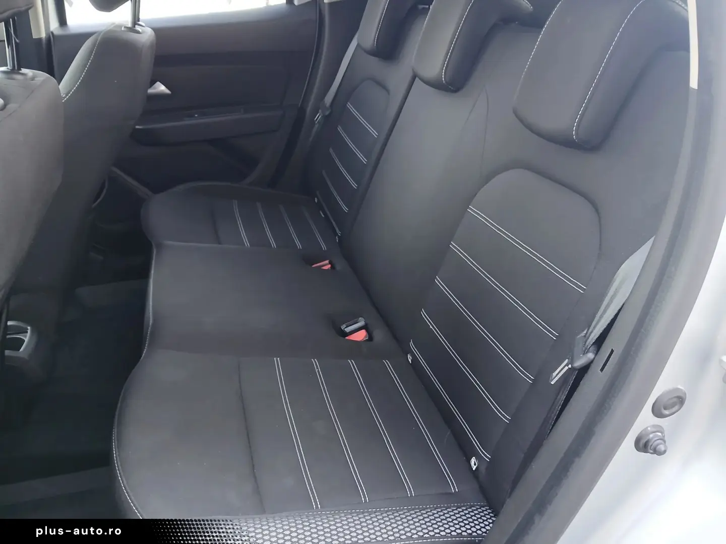 Dacia Duster Prestige 1.5 dCi 115 cp 4x4