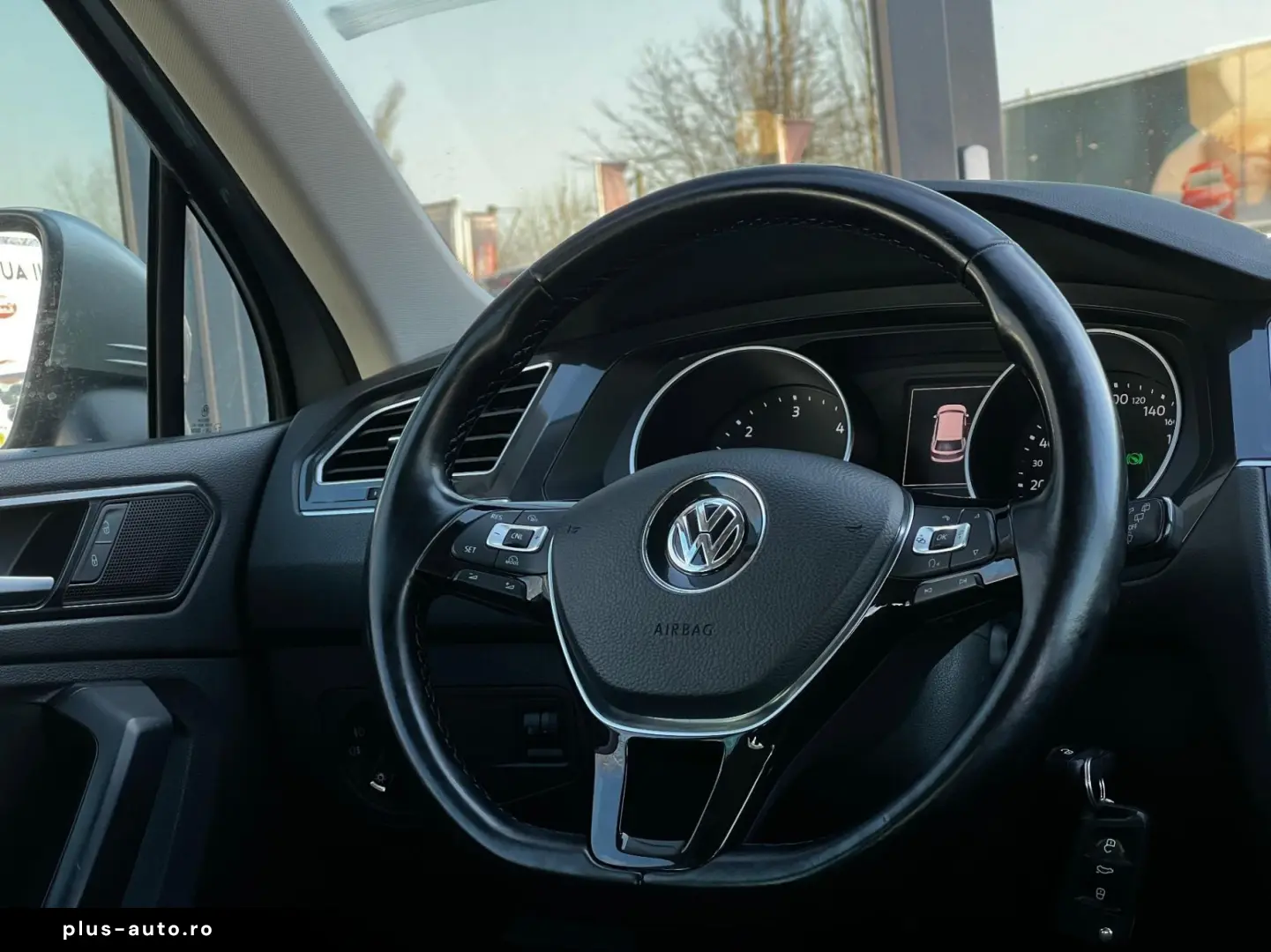 Volkswagen Tiguan Gen-Ii-2016