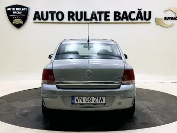 Opel Astra 1.6 Benzina 116CP 2011 Euro 5