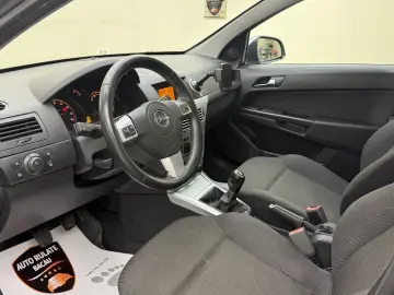 Opel Astra 1.6 Benzina 116CP 2011 Euro 5