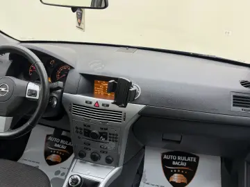 Opel Astra 1.6 Benzina 116CP 2011 Euro 5