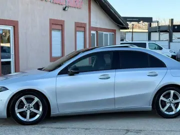 Mercedes-Benz A-180