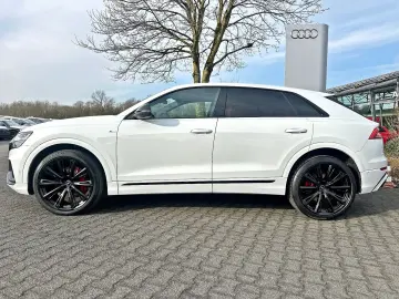 AUDI Q8 55TFSI qu S LINE PANO STANDHZ AHK MATRIX B&O