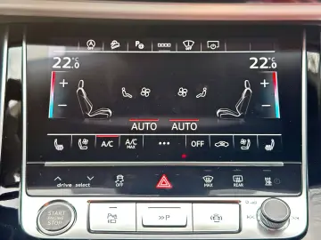 AUDI Q8 55TFSI qu S LINE PANO STANDHZ AHK MATRIX B&O