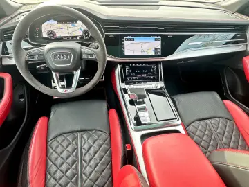 AUDI Q8 55TFSI qu S LINE PANO STANDHZ AHK MATRIX B&O